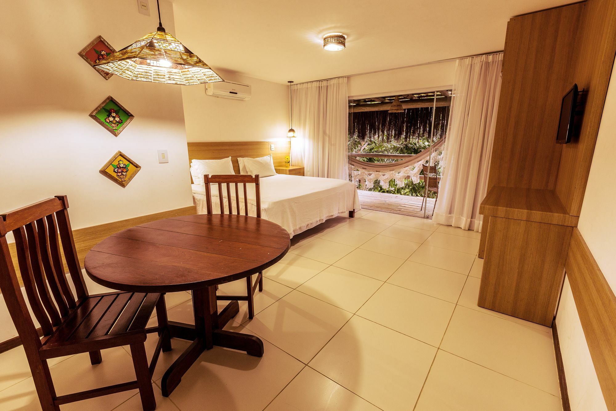 Supreme Hotel 4*